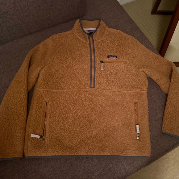 PATAGONIA WOMEN'S RETRO PILE FLEECE MARSUPIAL - Picture 1 of 6